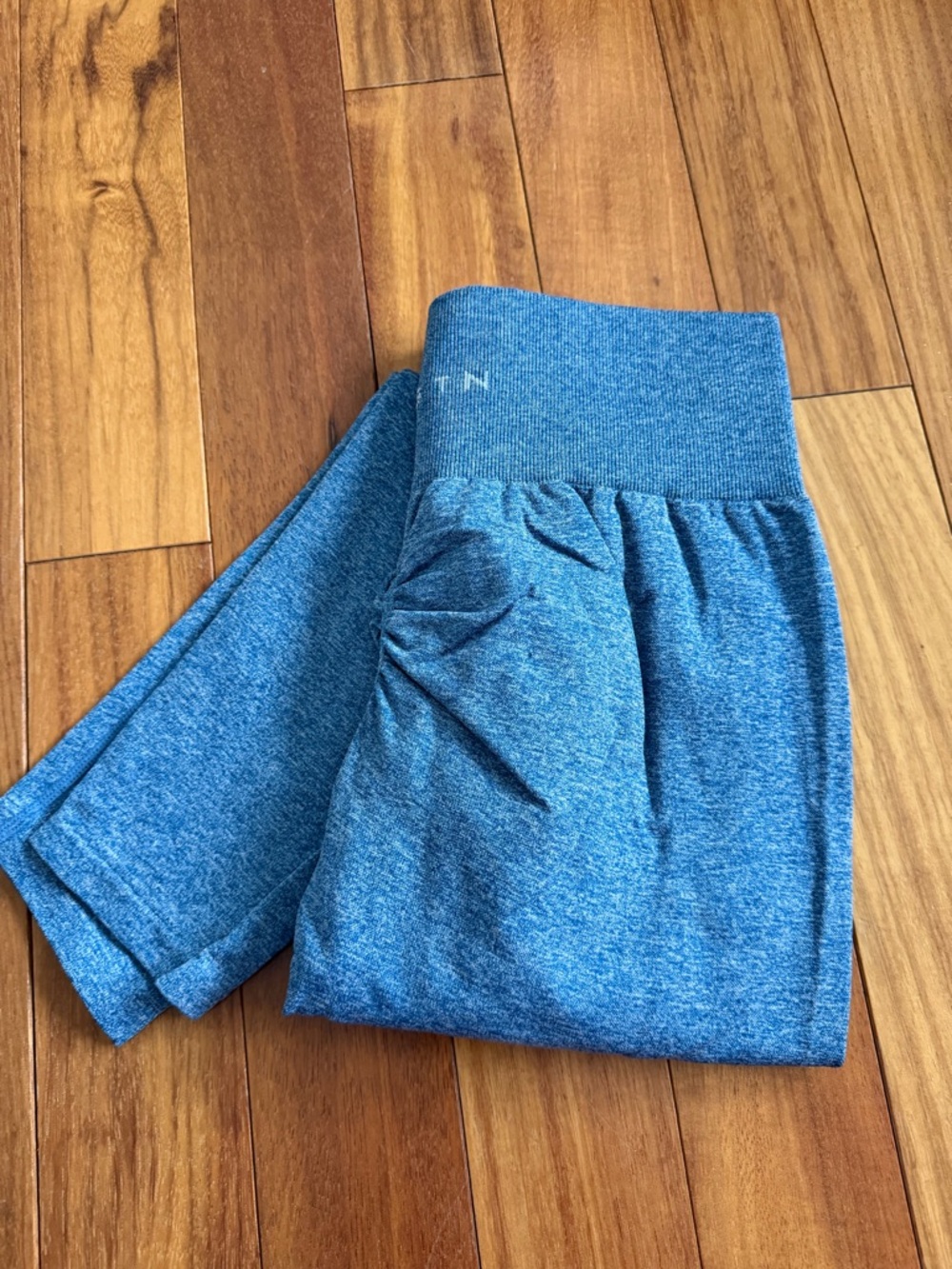 NVGTN Blue Scrunch Leggings